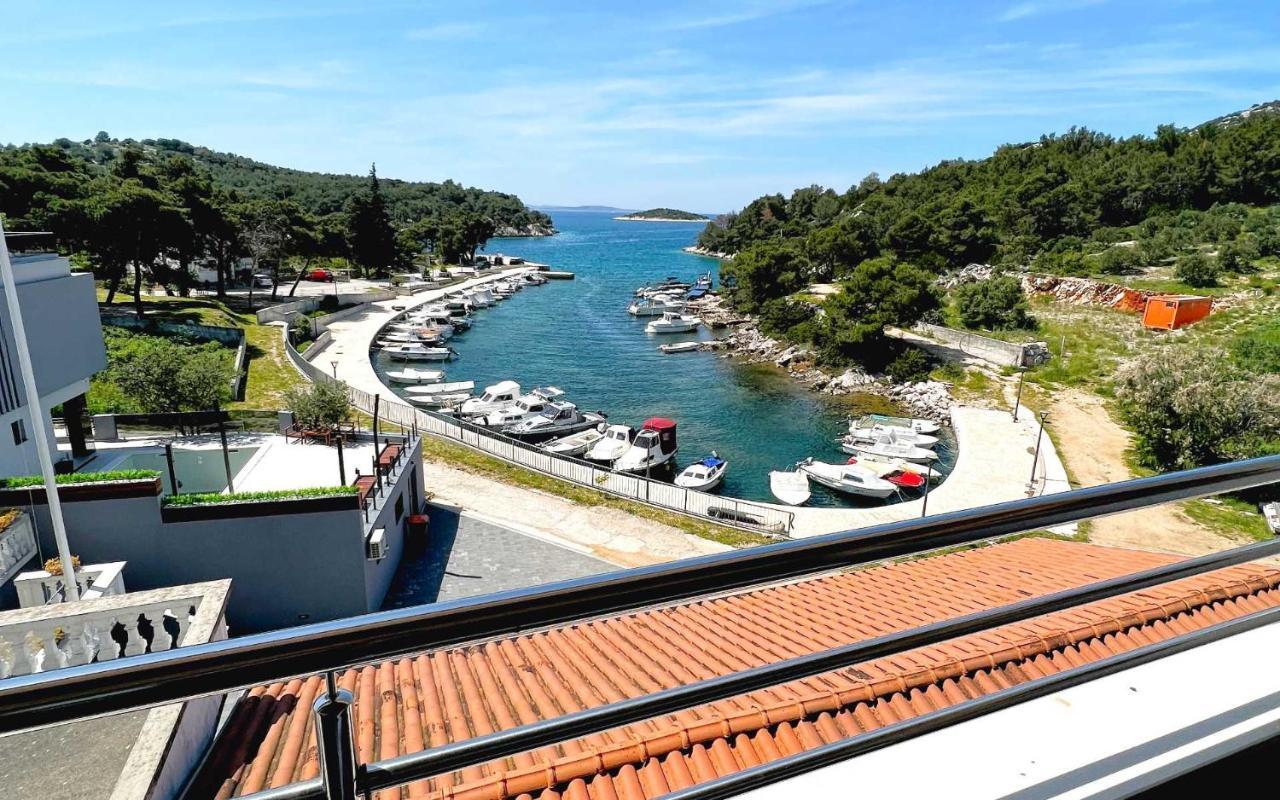Plavi Val Apartments Tribalj Екстериор снимка
