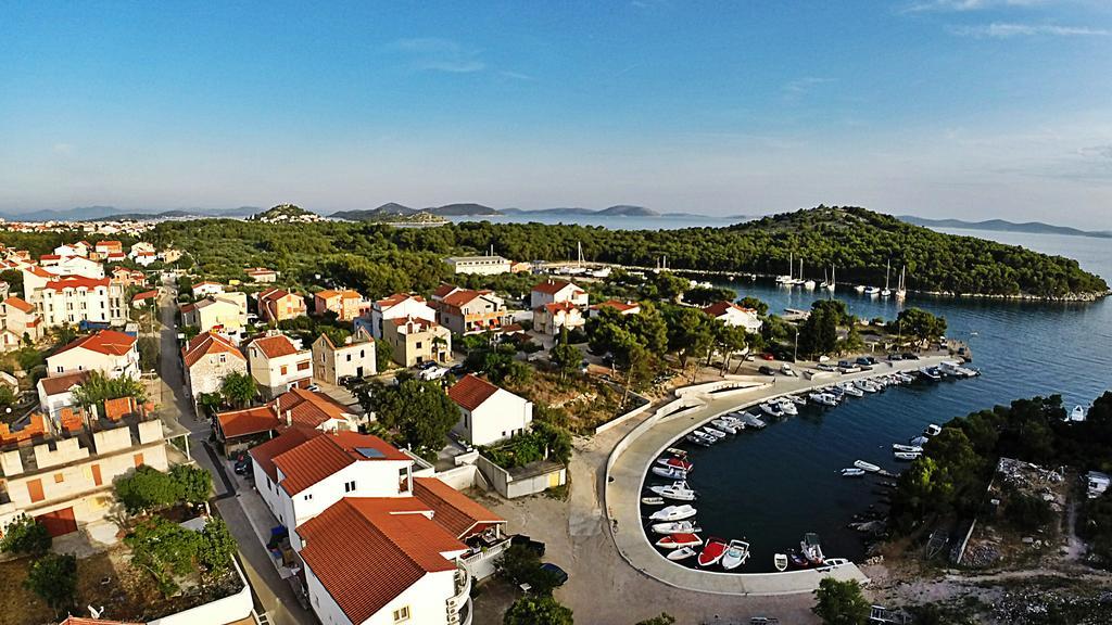 Plavi Val Apartments Tribalj Екстериор снимка